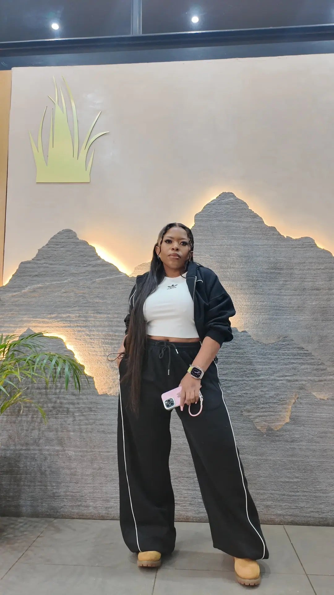 Black casual tracksuit