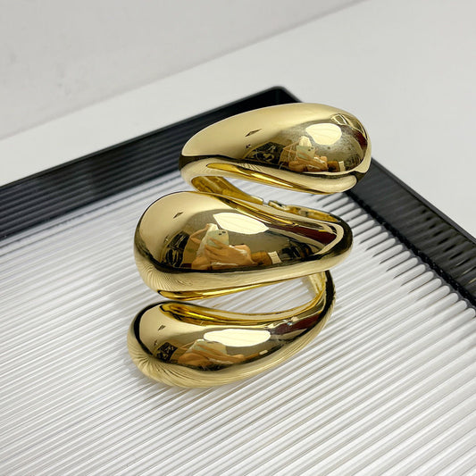 Chunky bangles